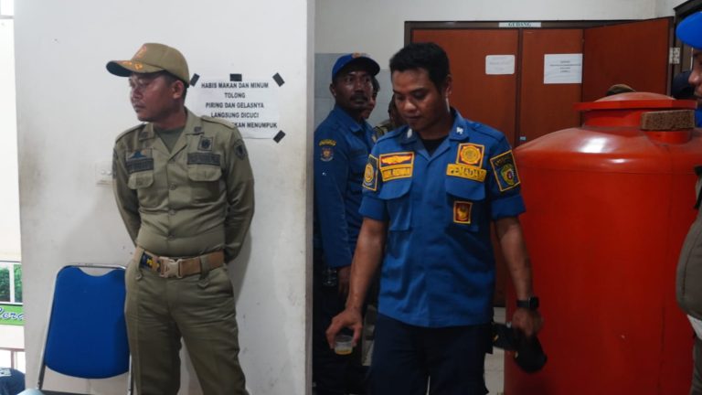 e43939c9-c260-4349-8e7a-f1f4a8896e6e