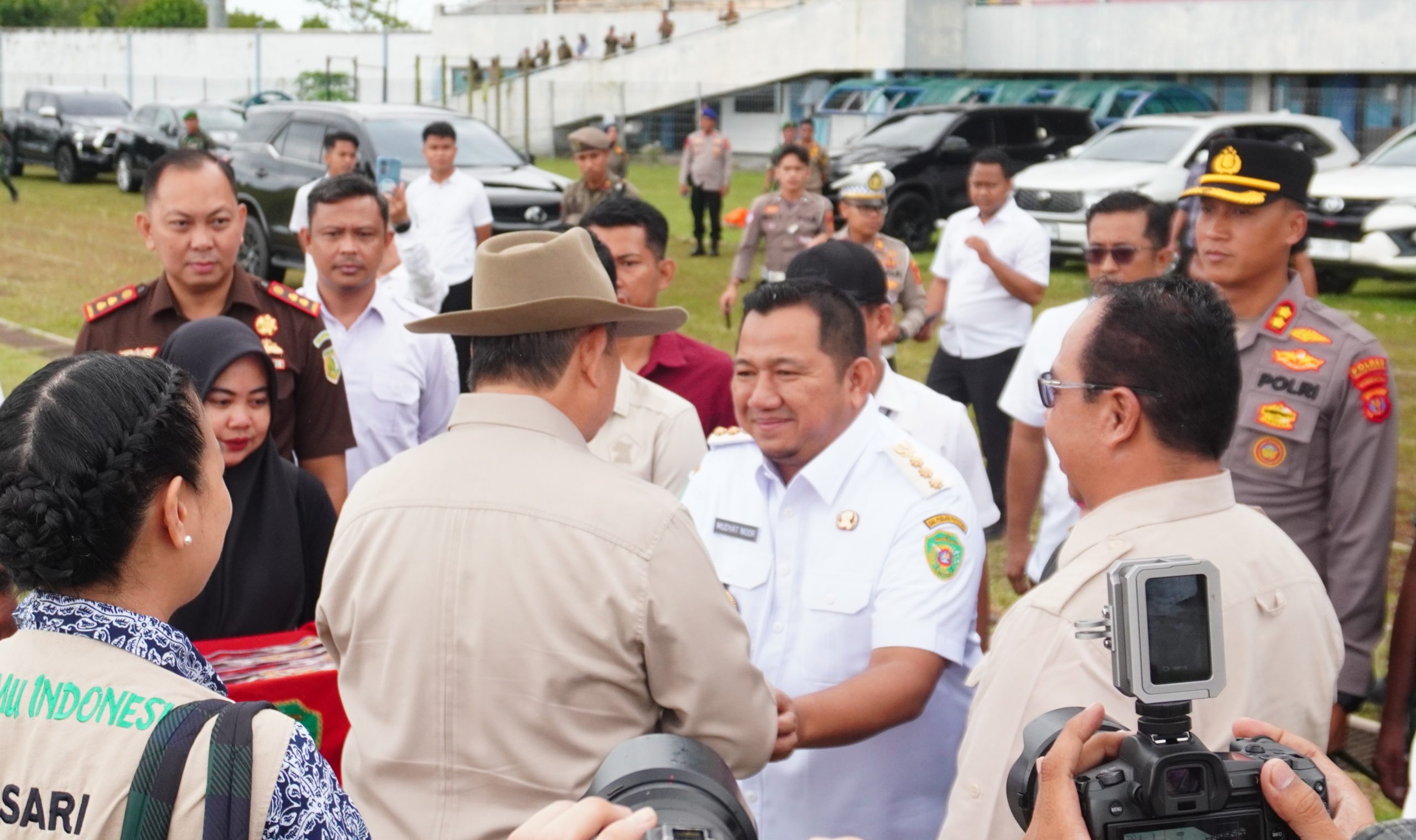 SATPOL PP PPU TURUNKAN PULUHAN PERSONEL, AMANKAN KUNJUNGAN KERJA ADIK DARI PRESIDEN RI DI KABUPATEN PPU